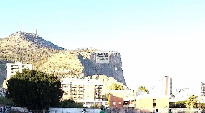 Fare gol saltando 3 avversari in area e trafiggendo il portiere